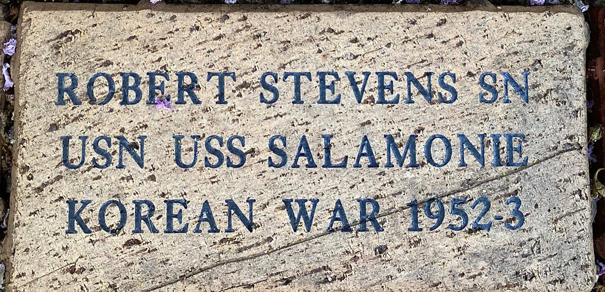 Robert Stevens