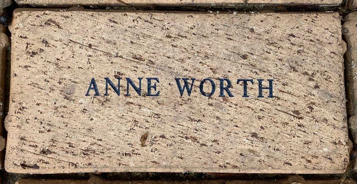 Anne Worth