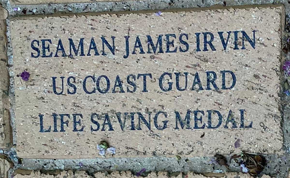 SN James Irvin