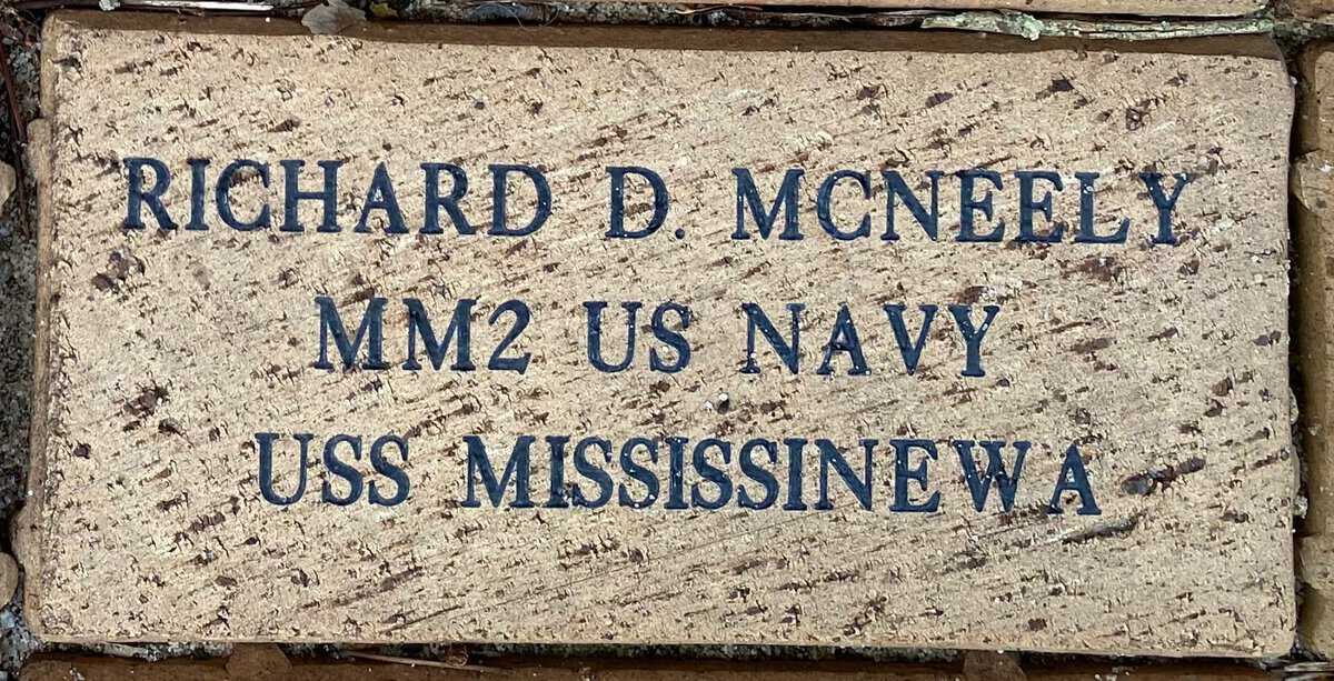 MM2 Richard D. McNeely