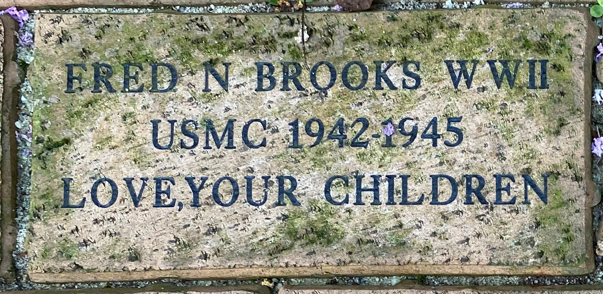 FRED N BROOKS WWII USMC 1942-1945 LOVE,YOUR CHILDREN